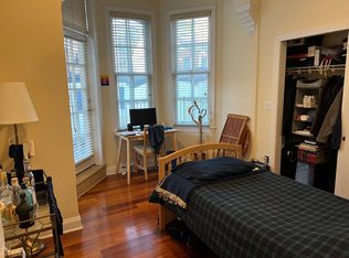 2417 Spruce St APT 2R, Philadelphia, PA 19103