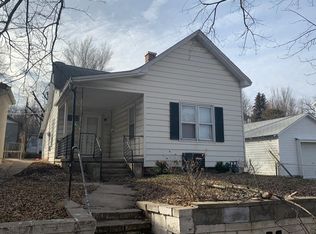 1314 Holman St, Saint Joseph, MO 64501