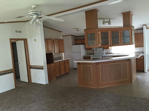 2nd image of 28 Iberville Cir