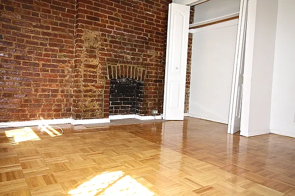 Rented by Mason Group LLC | media 31