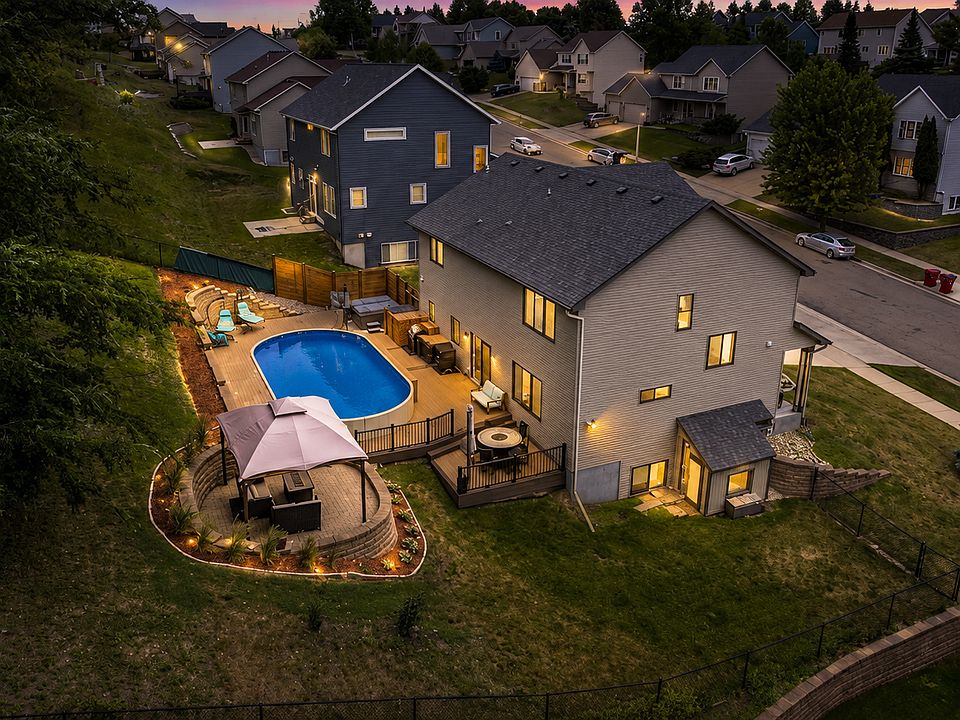 1st image of 2314 Ponderosa Dr SW