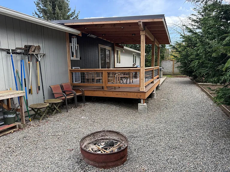 2185 Robyn Dr — Photo 22