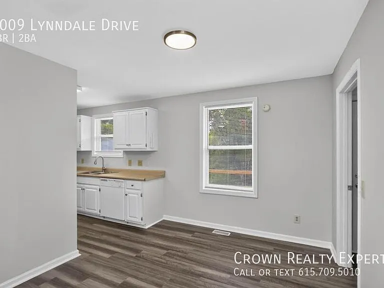 1009 Lynndale Dr — Photo 20