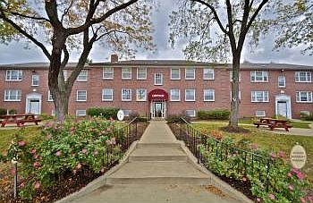 Building Photo 4