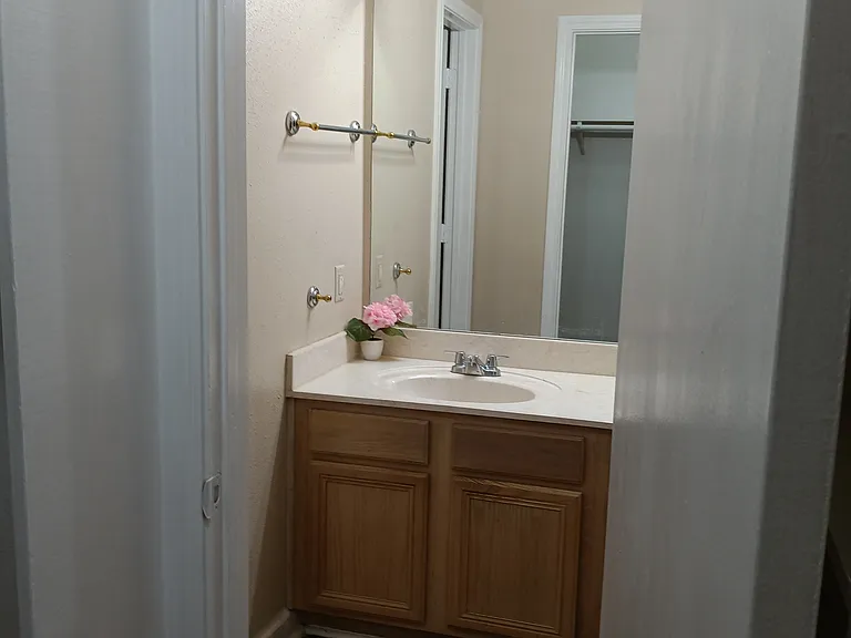 9707 Richmond Ave #114 — Photo 4