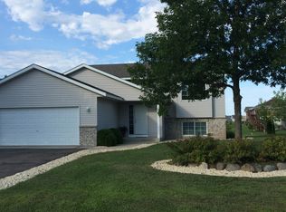 968 Lincoln Ct S, Cambridge, MN 55008