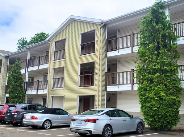 3250 Fairfield Avenue APT 210, Bridgeport, CT 06605