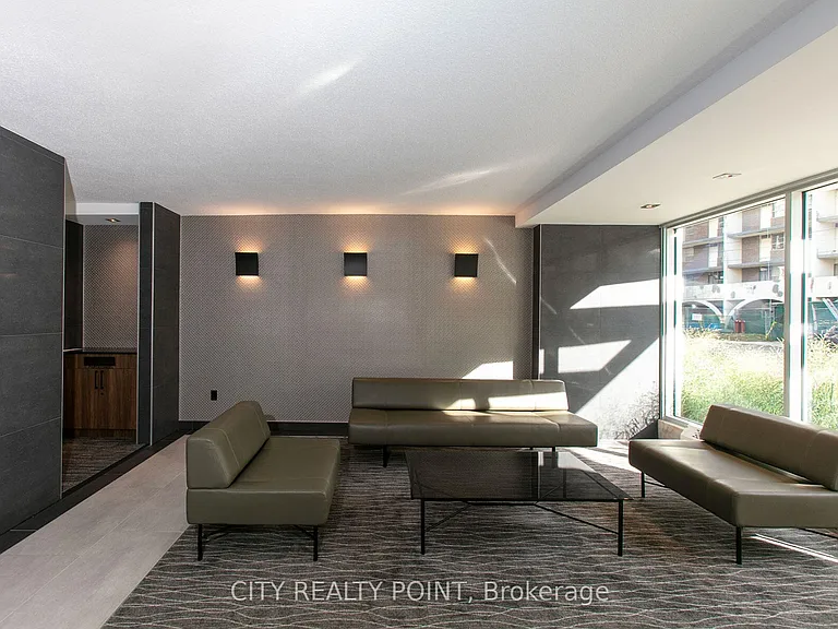276 Saint George St #209 — Photo 12