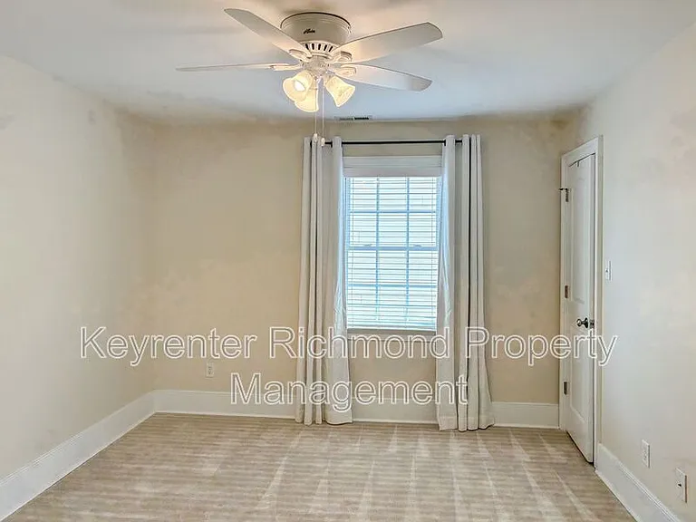 615 S Laurel St — Photo 15