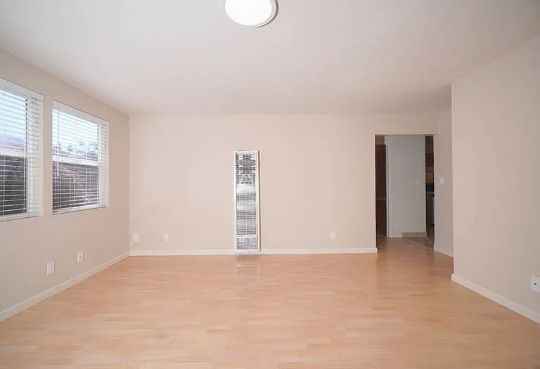 2931 Louis Rd — Photo 4