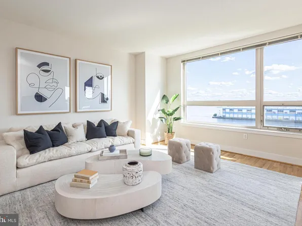 717 S Chris Columbus Blvd #511, Philadelphia, PA 19147