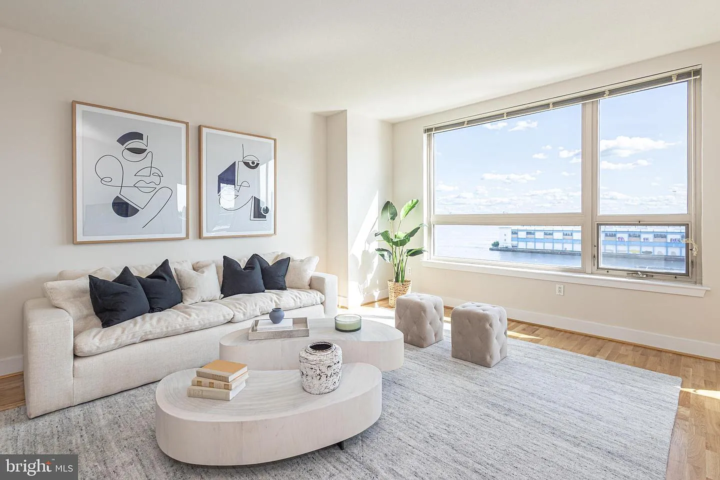 717 S Chris Columbus Blvd #511 photo 1