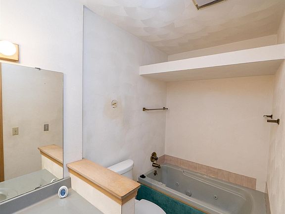 4th image of 1685 33rd Avenue Ct