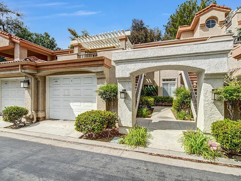 23930 Arroyo Park Dr #109 — Photo 21