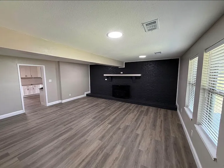 152 Riverboat Dr — Photo 8
