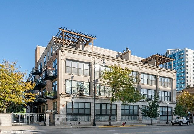 1st image of 1525 S Michigan Ave APT 401