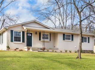 2060 Shelby Dr, Clarksville, TN