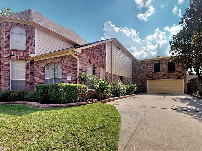 17319 Jackson Pines Dr — Photo 4