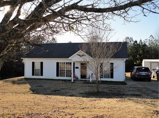 104 Chapman Ct, Lagrange, GA 30240