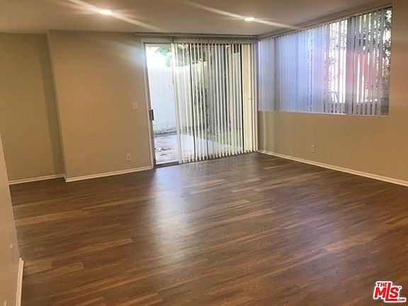 2nd image of 814 S Bundy Dr #4