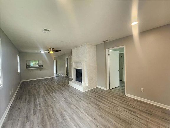2nd image of 1168 Pinedale Cir NW