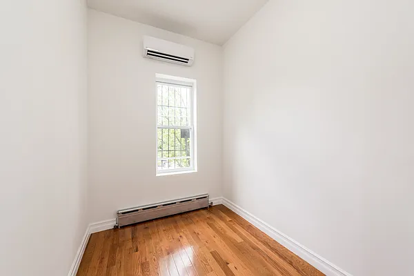 Rented by Nooklyn NYC LLC | media 3