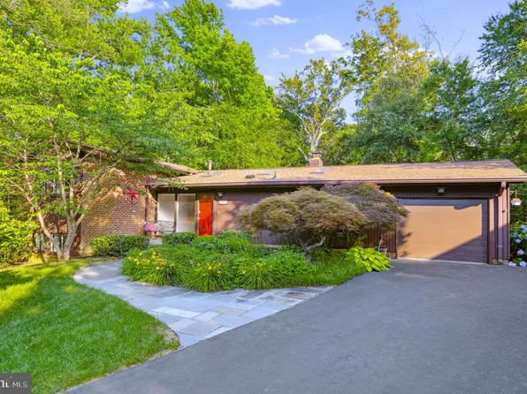 3411 Wessynton Way, Alexandria, VA 22309
