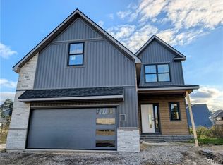 8933 Tulip Tree Path, Lysander, NY 13027