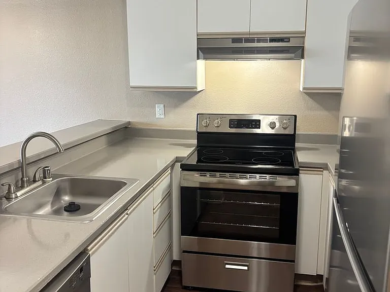 City View Apartments in West Seattle — Photo 106