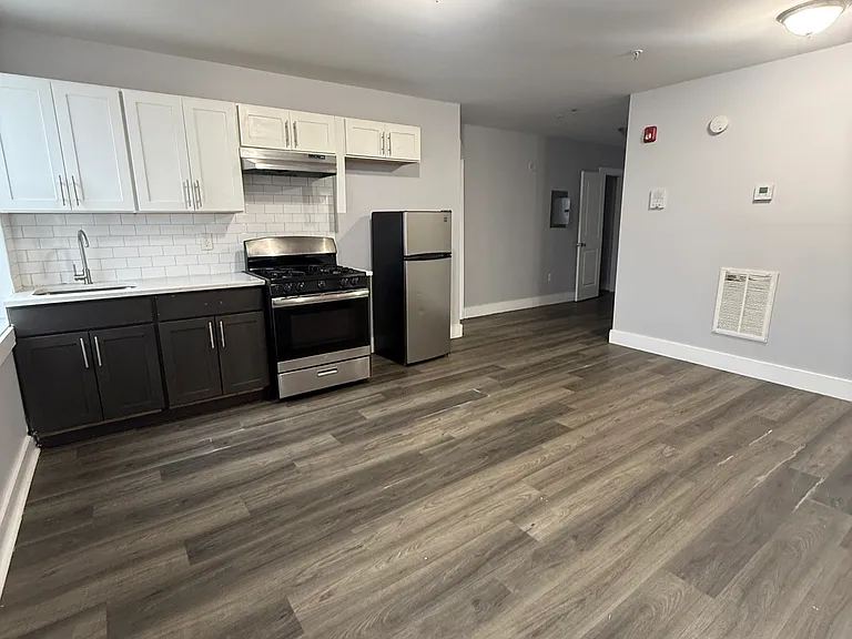 175 Munn Ave #A302 — Photo 1