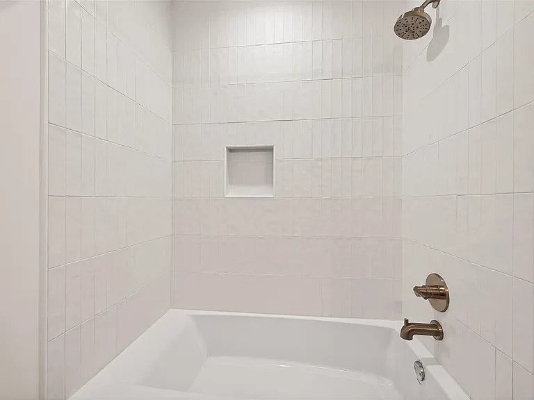5422 Hummingbird St — Photo 31