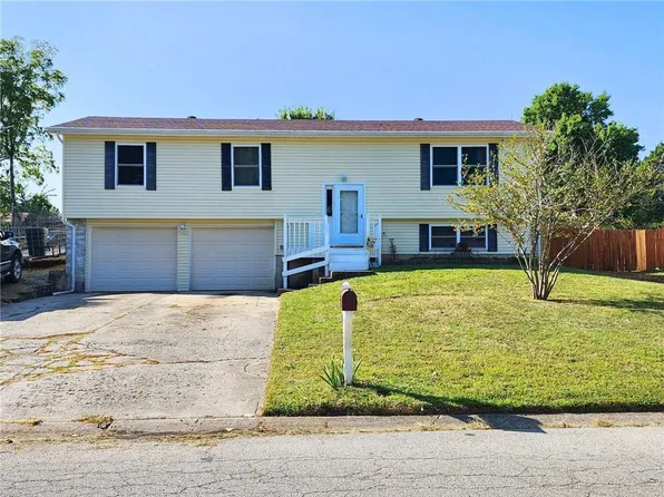 18 SE 240th Rd, Warrensburg, MO 64093