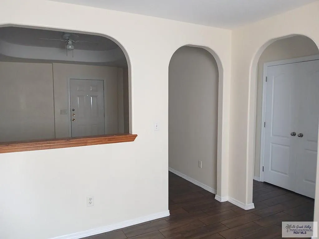 1 bed, 1.0 bath, 594 sqft, $800 — Photo 4