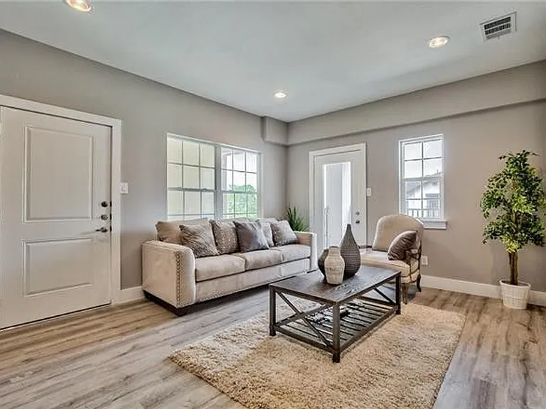 13601 Pinnacle Cir W — Photo 35
