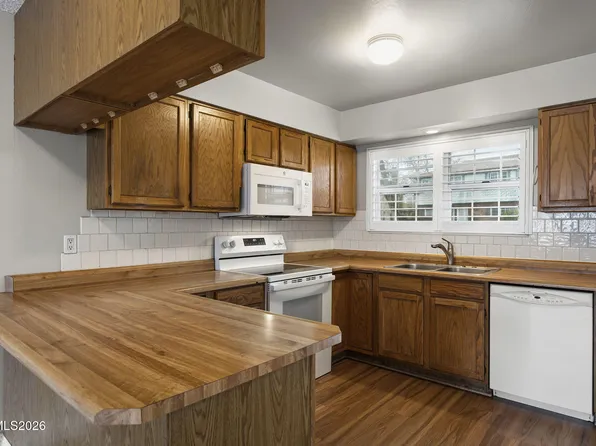 227 Smithridge Park, Reno, NV 89502