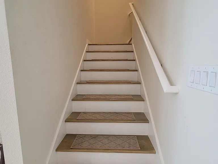 2911 Satire St — Photo 5