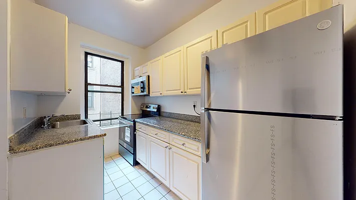 Rented by Bond New York | media 6