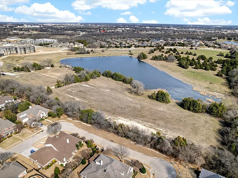 4101 Cherokee Dr — Photo 31