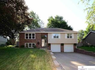 651 S 212th St, Elkhorn, NE 68022