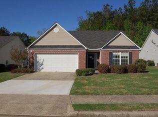 904 Village View Cir, Loganville, GA 30052