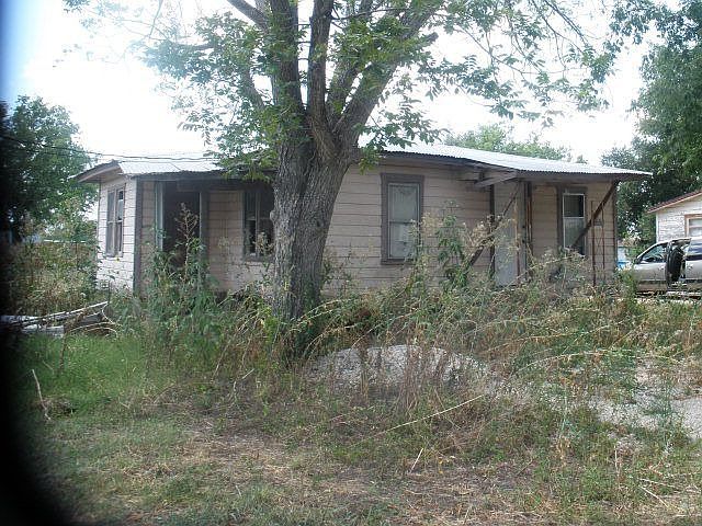 1st image of 307 E Krueger St