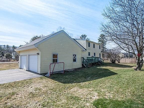 5th image of 52 Buttonwood Rd