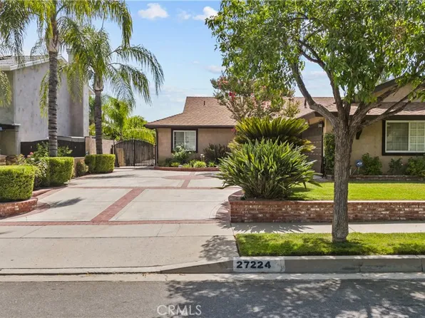 27224 Lakehurst Ave, Santa Clarita, CA 91351