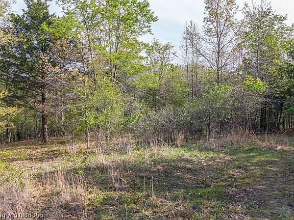 4th image of 9640 Burgess Rd