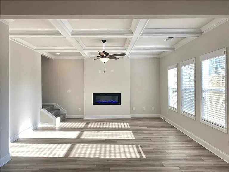 384 Sterling Creek Way — Photo 11