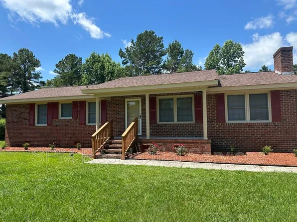 54 Nixon Ave, Rocky Point, NC 28457