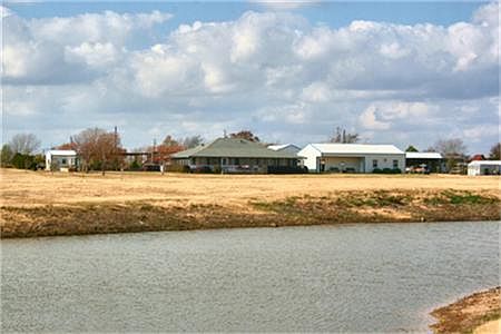 2nd image of 388 Vz County Road 2811