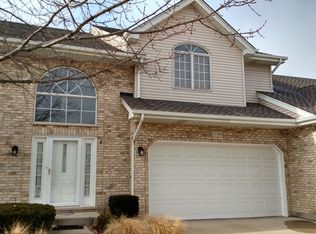 12786 Marian Dr, Lemont, IL