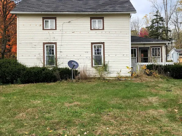 201 Holmes St, Rio, WI 53960