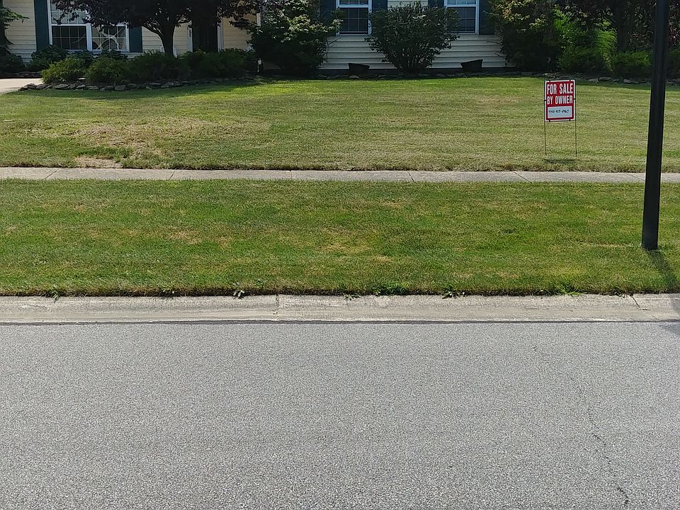 2nd image of 773 Sherwood Dr